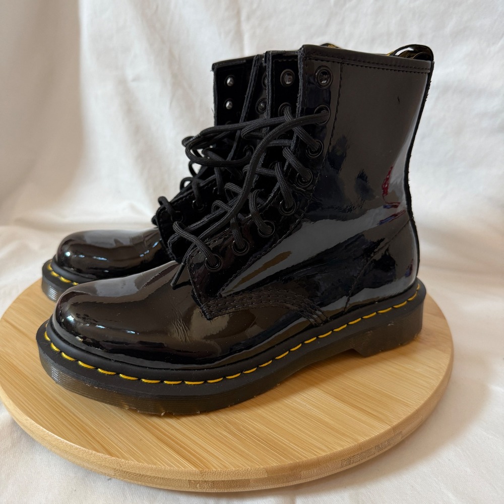 Dr. Martens 1460 Black Patent Lamper Leather 8-Eye Lace Up Boots Womens